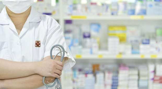 Farmacisti no vax: «Chiudono». Paesi di montagna rischiano di trovarsi senza servizio