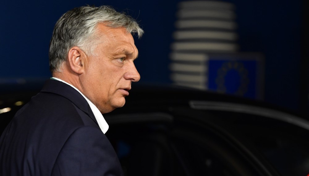 Orban non si fa ricattare dall'Ue: “La legge a tutela dei bambini non si tocca. Piuttosto rinunciamo al Recovery” - Rassegne Italia