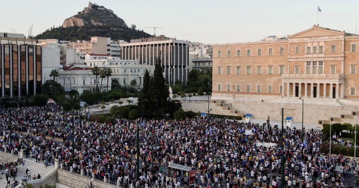 TERRA REAL TIME: Non solo Francia. Proteste avvenute anche Atene (video)