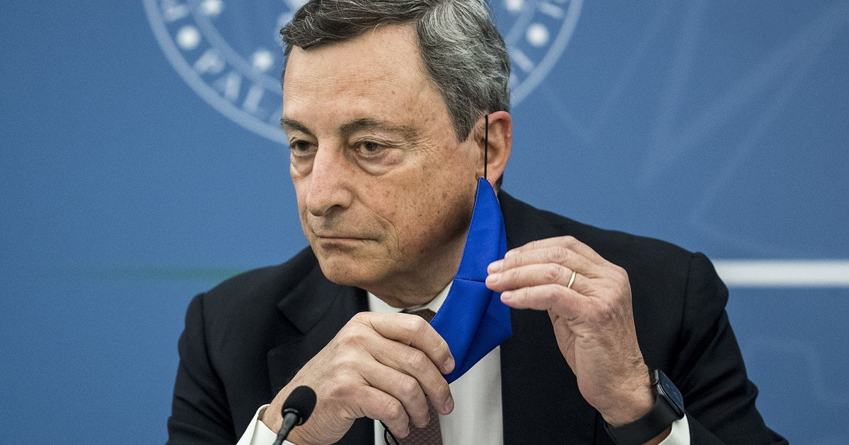 Mario Draghi, perché il Green pass rischia lo stop dei giudici. Una grossa grana per il governo – Libero Quotidiano