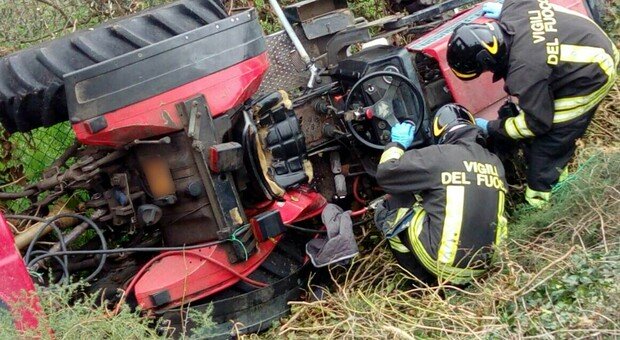 Teramo, travolto dal trattore: muore padre di tre figli