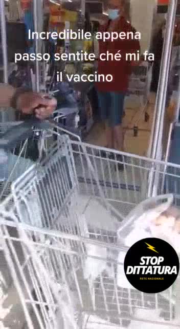 ? QUANDO PERSINO I VACCINATI DIVENTANO NO VAX, CLAMOROSO ❤️ IL VACCINATO 'SUONA'!!?‍♂️ ???