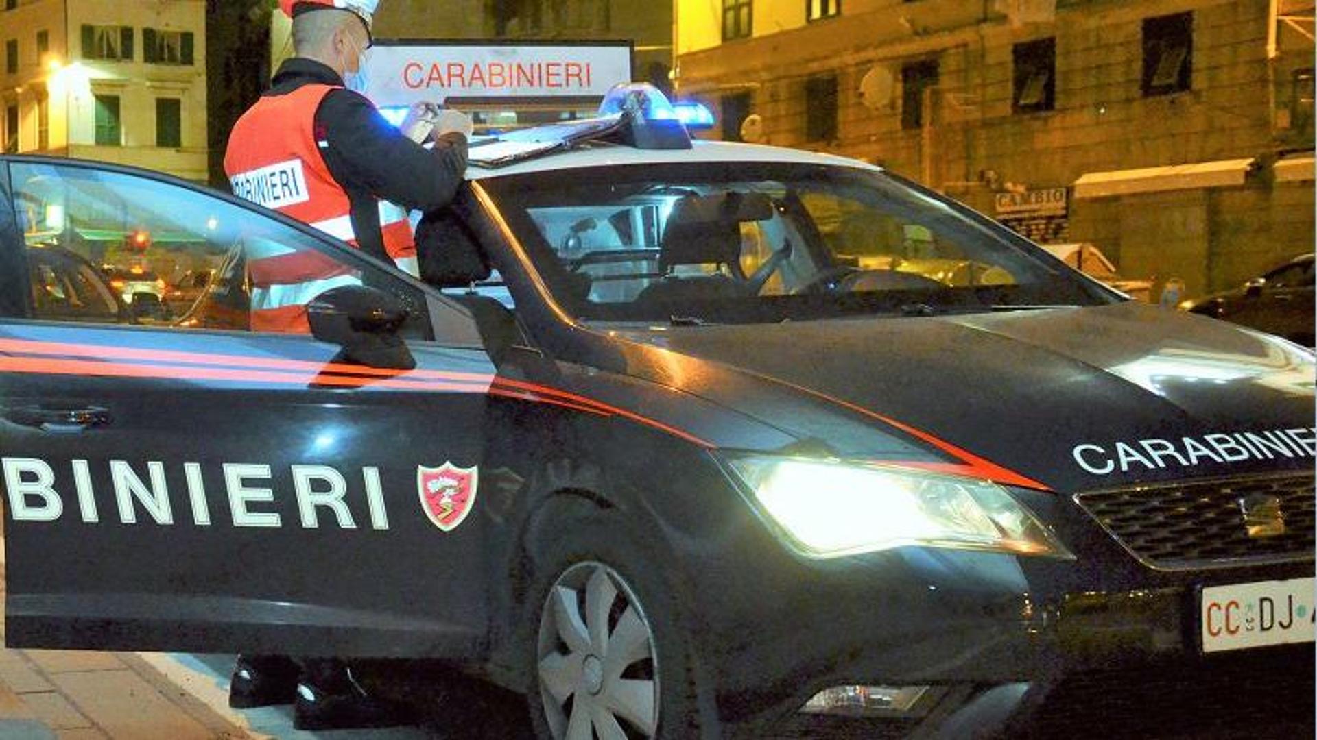 Quindicenne muore per un malore a Genova durante una festa. I carabinieri: